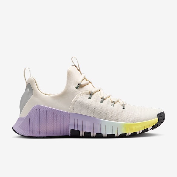 Brand New Brand New Nike Free Metcon 6 SE Women’s Workout Shoes HJ6214 001 - Picture 2 of 11